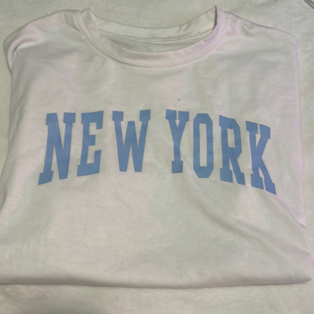 Graphic tee